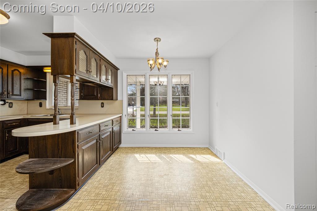 7077 Brookridge Drive, West Bloomfield, MI — Photo 15