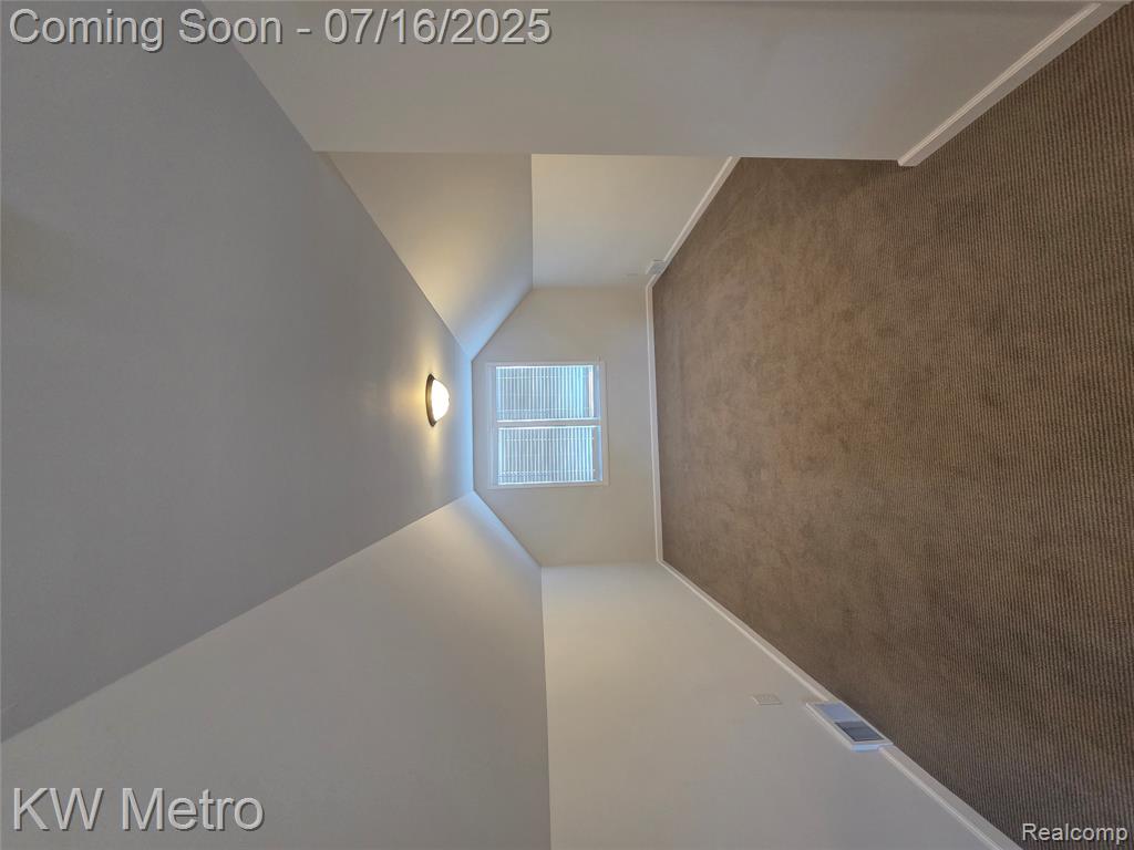 4507 Sedgemoor Avenue, Royal Oak, MI 48073 — Photo 8