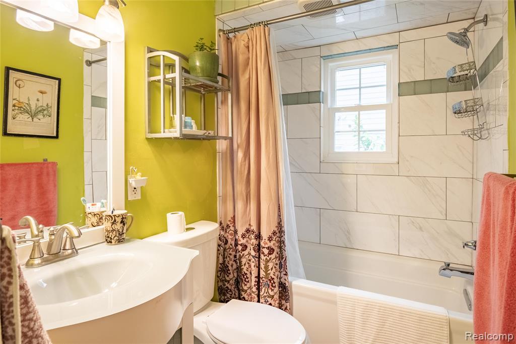727 Charles Street, Ypsilanti, MI 48198 — Photo 13