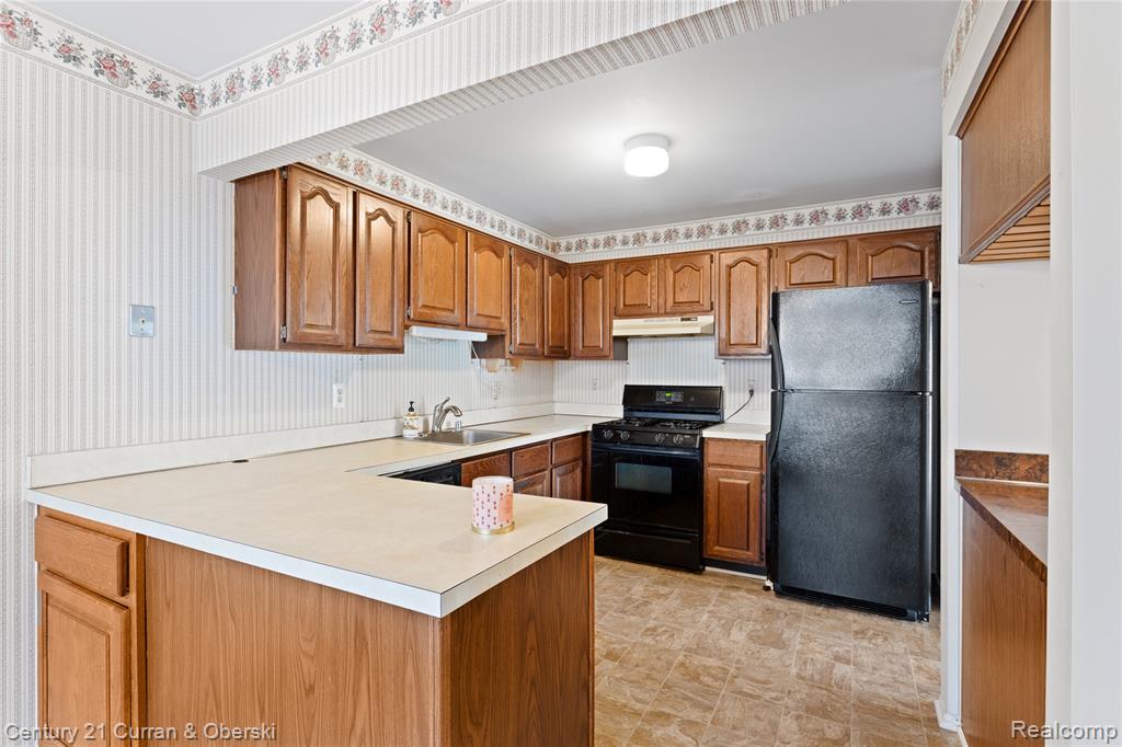 20918 W Glen Haven Circle, Novi, MI 48167 — Photo 12