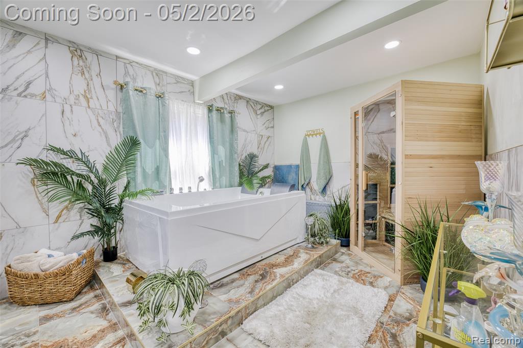 18714 Santa Barbara Drive - Photo 4