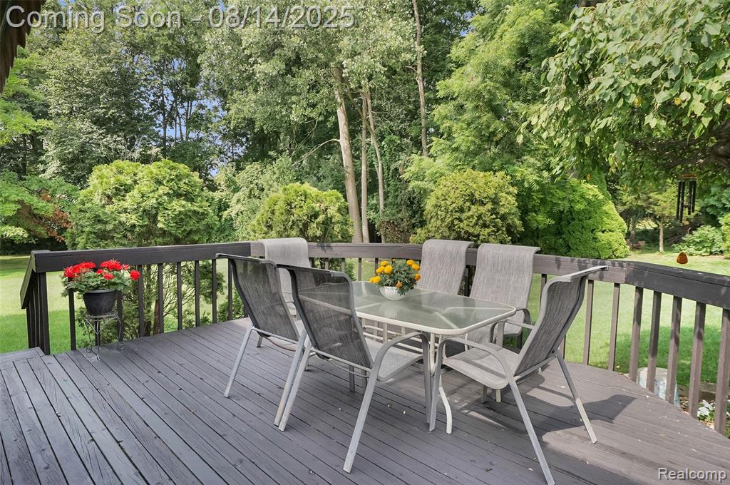 399 Silvervale Drive, Rochester Hills, MI 48309 — Photo 41
