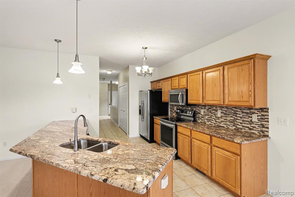 2853 Rubbins Road, Howell, MI 48843 — Photo 7