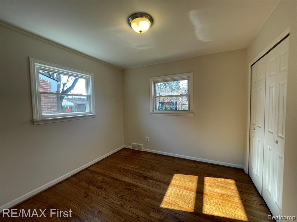 8236 Margaret Street, Taylor, MI 48180 — Photo 8