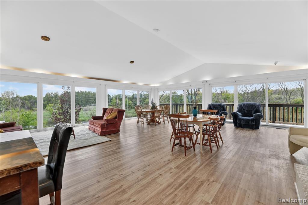 11280 Hegel Road, Goodrich Vlg, MI — Photo 16