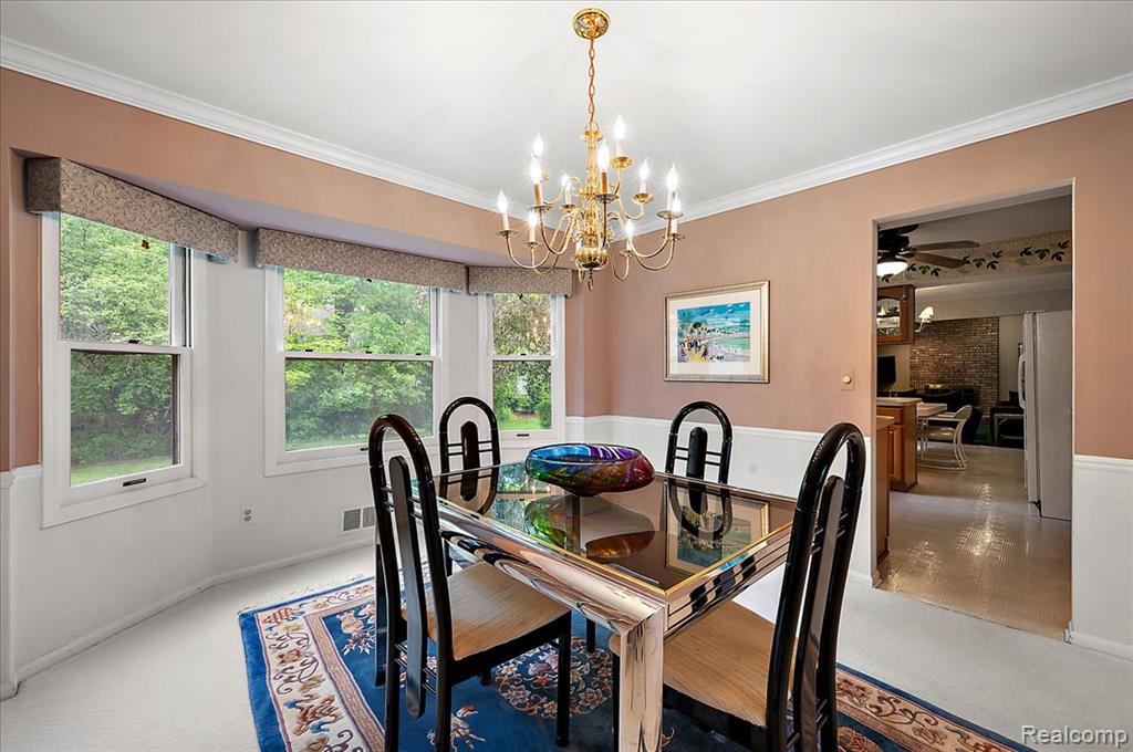6153 Kiev Street, West Bloomfield, MI 48324 — Photo 11