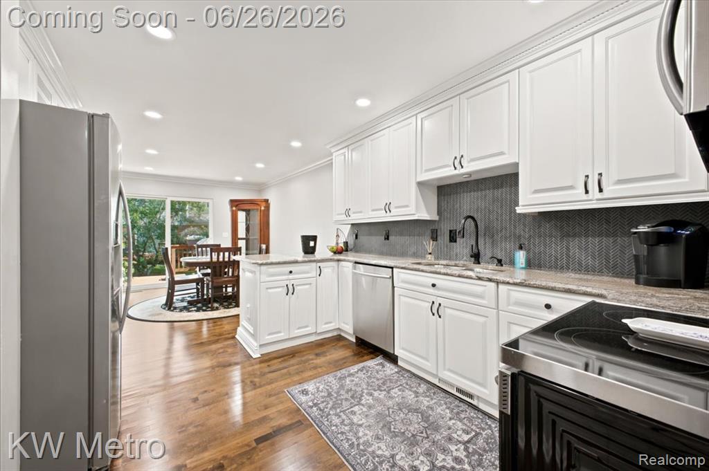 517 Macwilliams Lane, Royal Oak, MI 48067 — Photo 5