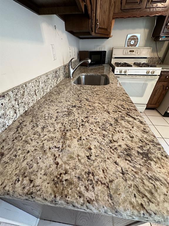 624 RIVERBANK Street, Lincoln Park, MI 48146 — Photo 10