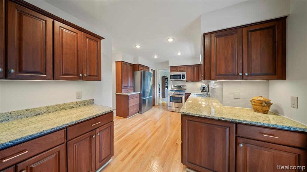 8267 Church Road, Grosse Ile, MI 48138 — Photo 16