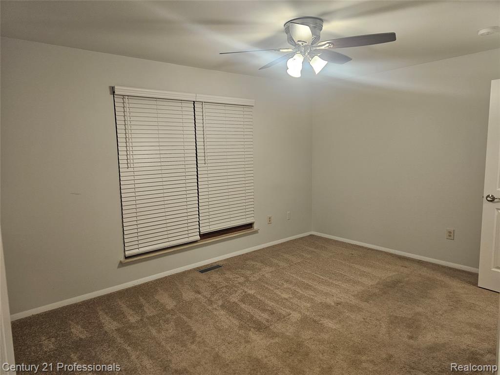 40705 Newport Drive, Plymouth, MI 48170 — Photo 14