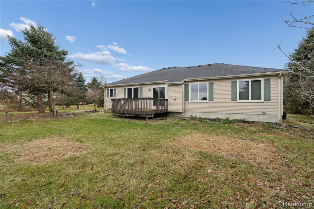 7183 Miller Lane, Grand Blanc, MI 48439 — Photo 39