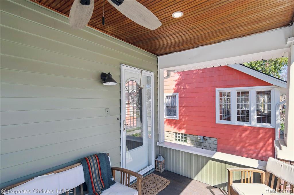 712 S LAUREL Street, Royal Oak, MI 48067 — Photo 6