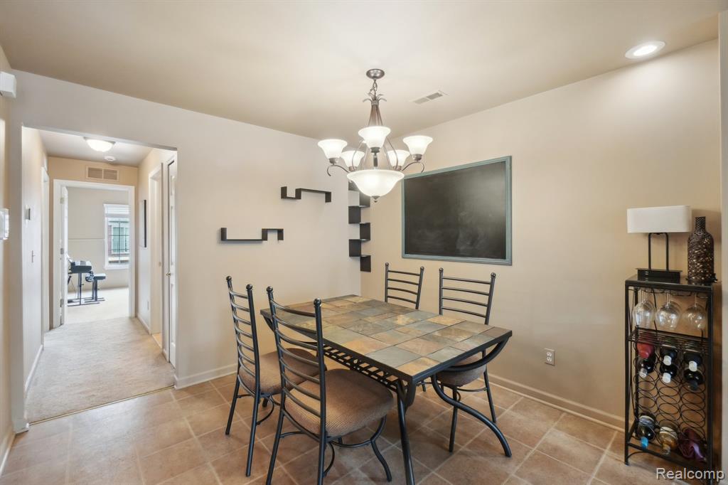 53128 E PROVIDENCE Drive, Shelby Twp, MI 48316 — Photo 8