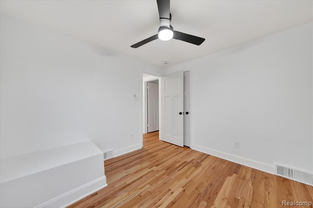 12819 Pembroke Avenue, Detroit, MI 48235 — Photo 22