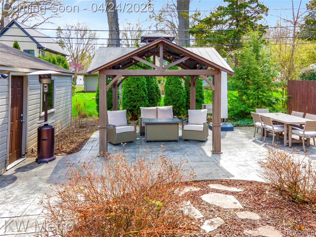 12721 Lincoln Drive, Huntington Woods, MI — Photo 34