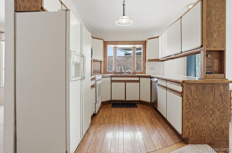 9136 Shinanguag Drive, Goodrich Vlg, MI — Photo 9