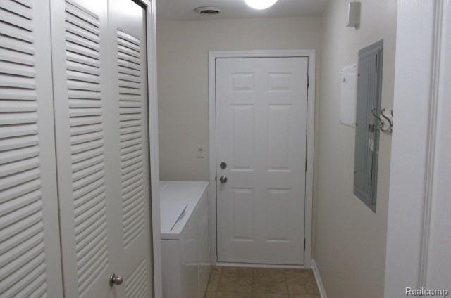 4103 Teal Lane, Walled Lake, MI 48390 — Photo 11