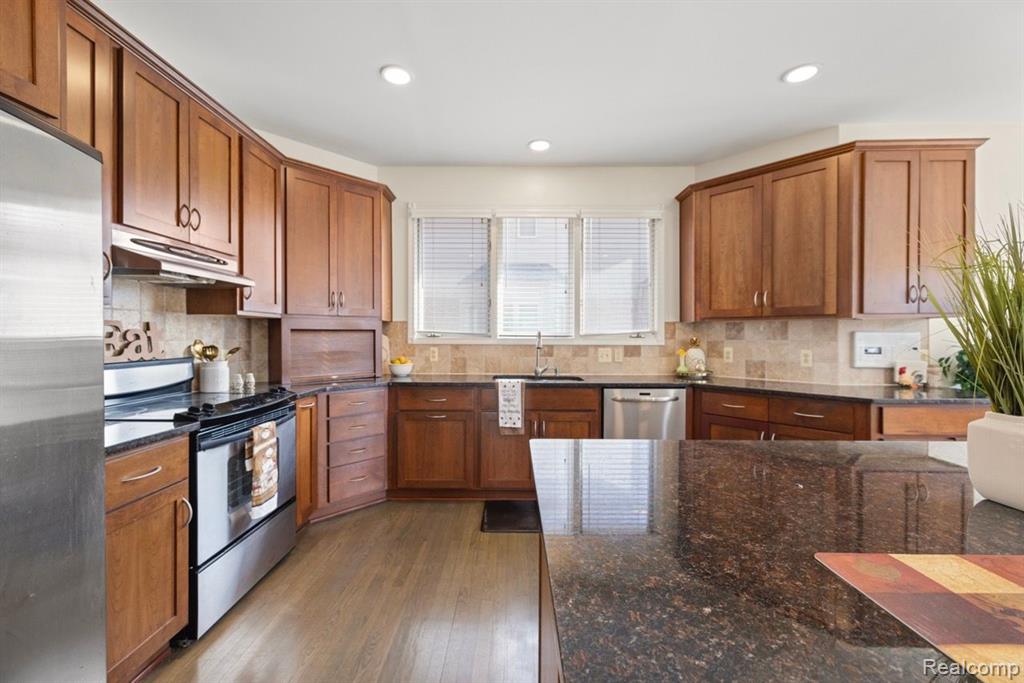 57474 STONEBRIAR Drive, Washington, MI — Photo 16