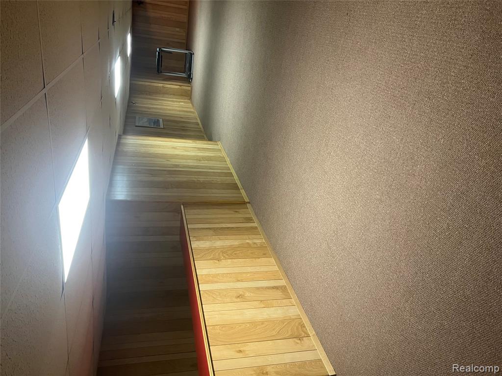 1361 Dyemeadow Lane, Flint, MI 48532 — Photo 15