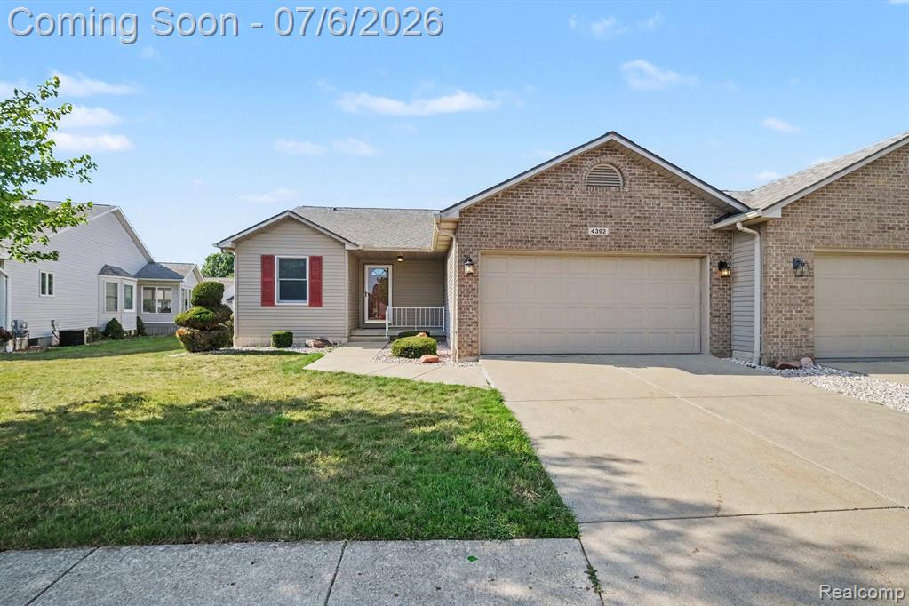 4392 Springbrook Drive, Swartz Creek, MI 48473 — Photo 2