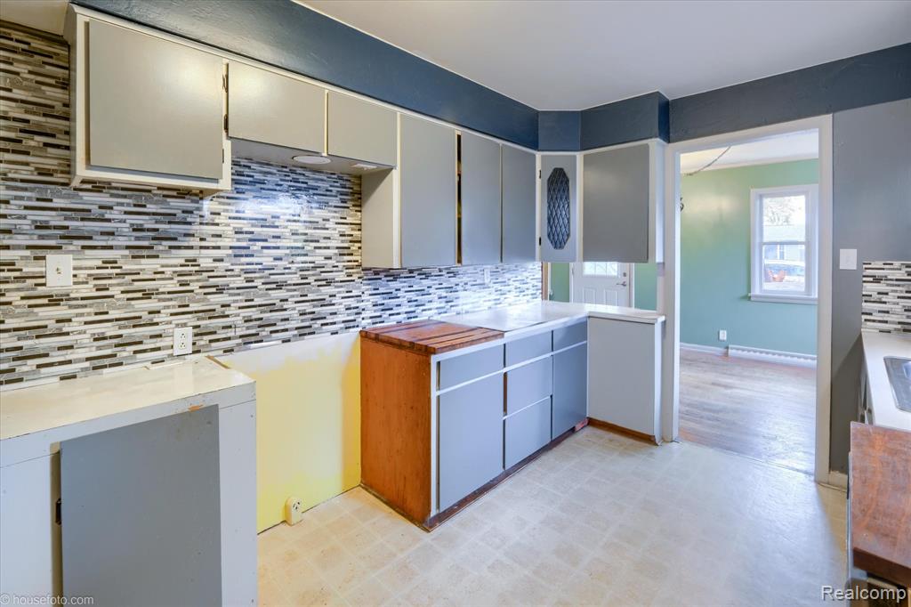 7036 Clabuesch Street, Pigeon Vlg, MI — Photo 13
