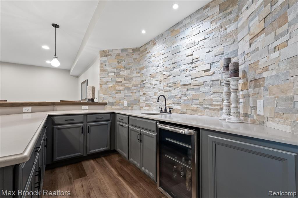398 Shrewsbury Drive, Clarkston, MI 48348 — Photo 67