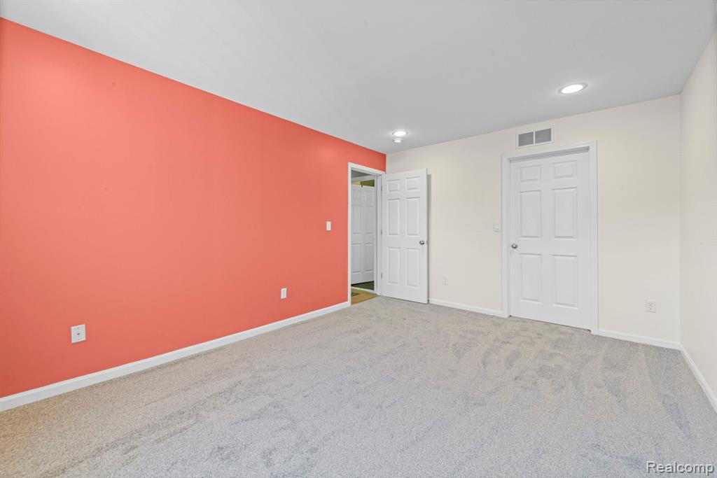16789 Carriage Way, Northville, MI 48168 — Photo 27