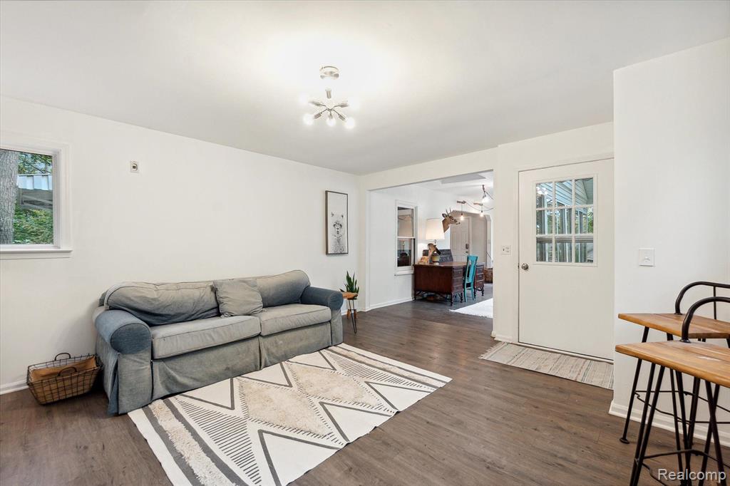 5630 Glen Echo Drive, Howell, MI 48843 — Photo 20