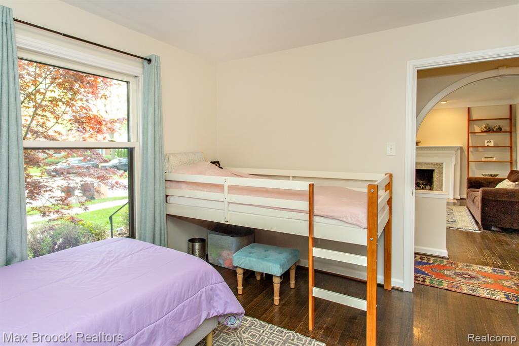 12769 Lasalle Lane, Huntington Woods, MI — Photo 24