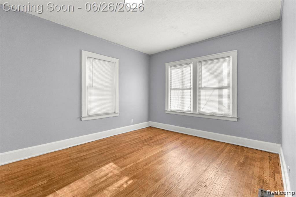 2015 Gladstone Street, Detroit, MI 48206 — Photo 9