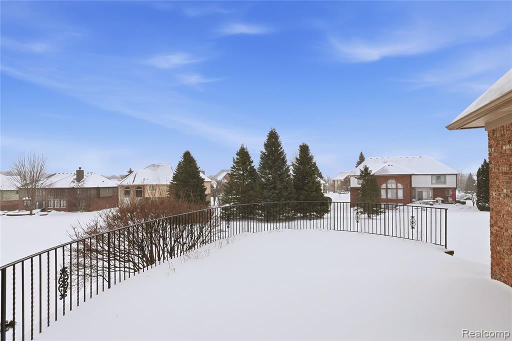 966 Majestic Drive, Rochester Hills, MI 48306 — Photo 46