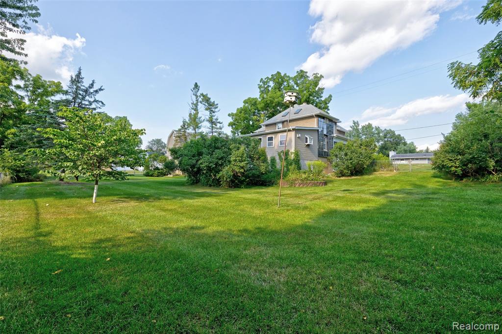 8028 Clarence Street, Goodrich Vlg, MI — Photo 69