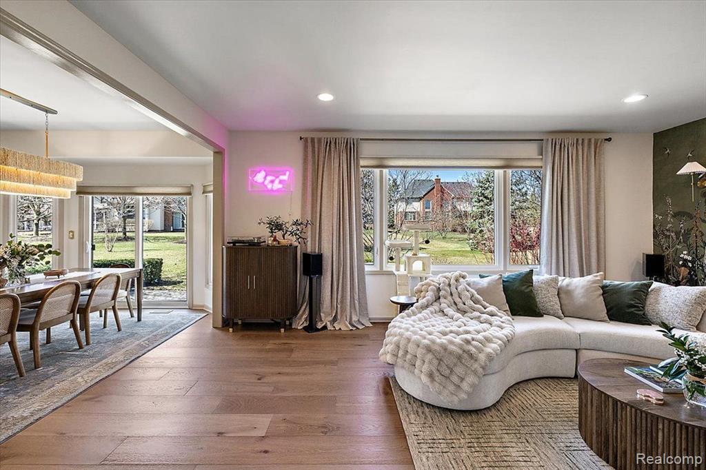 47082 NORTHUMBERLAND Street, Novi, MI — Photo 32