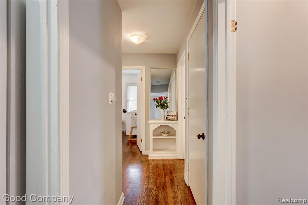 605 HELENE Avenue, Royal Oak, MI 48067 — Photo 19