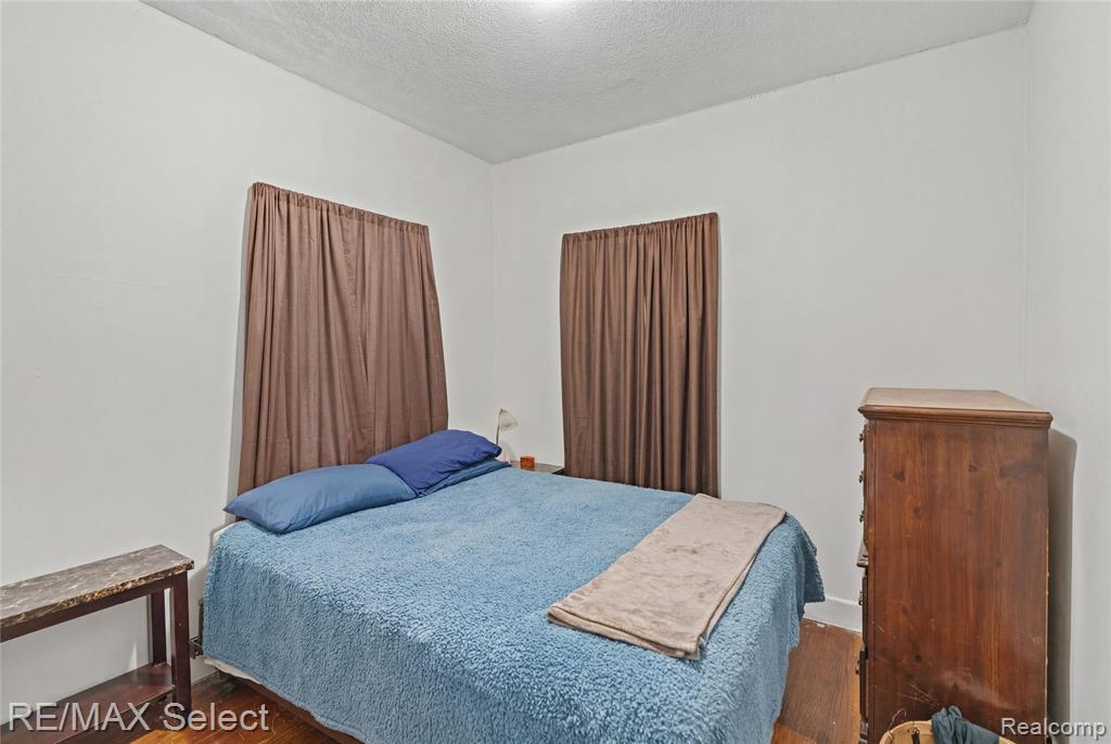 4233 Menton Street, Flint, MI 48507 — Photo 14