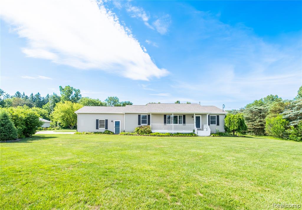 9600 Hamill Road, Otisville, MI 48463 — Photo 23