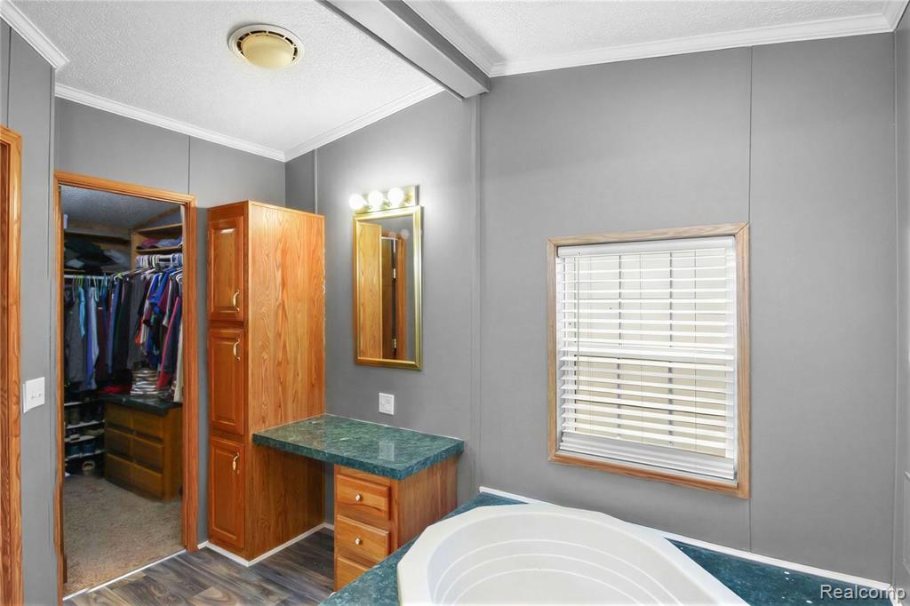 2351 Hiddenview Drive, Newport, MI 48166 — Photo 20