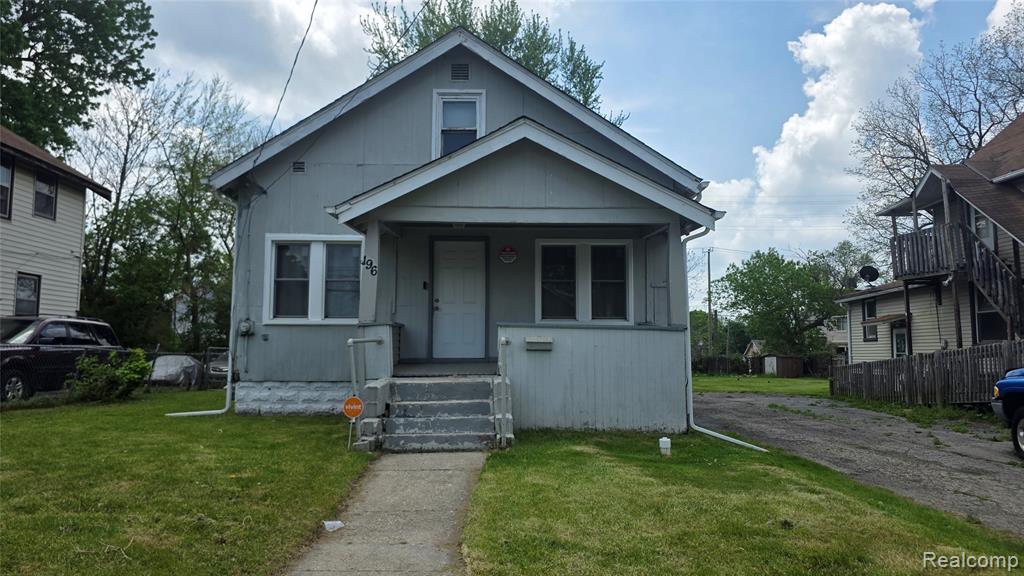 196 Beach Street, Pontiac, MI 48342 — front exterior