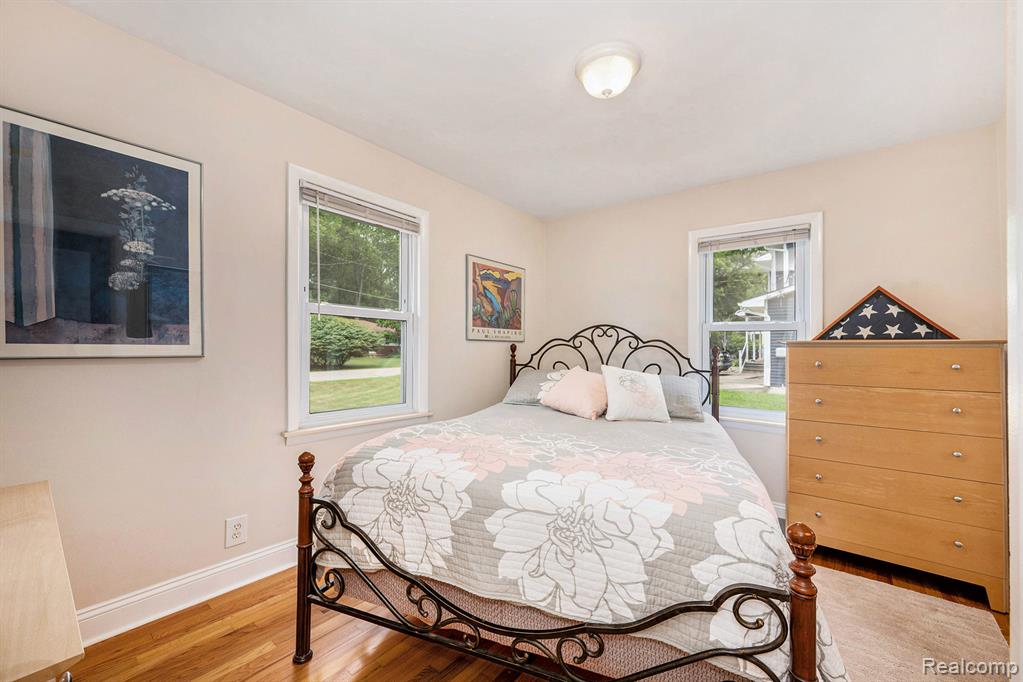 716 Gertrude Road, Waterford, MI 48328 — Photo 14