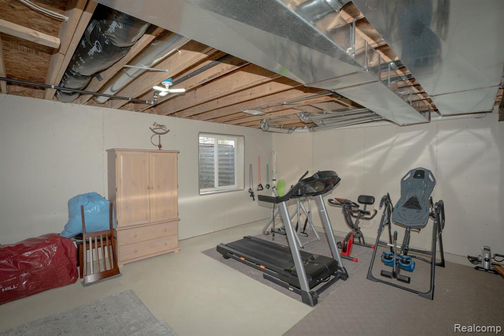 17121 Chianti Court, Macomb, MI 48042 — Photo 34