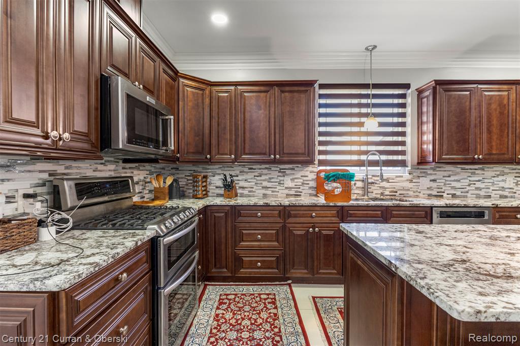 6804 Centralia Street, Dearborn Heights, MI 48127 — Photo 16
