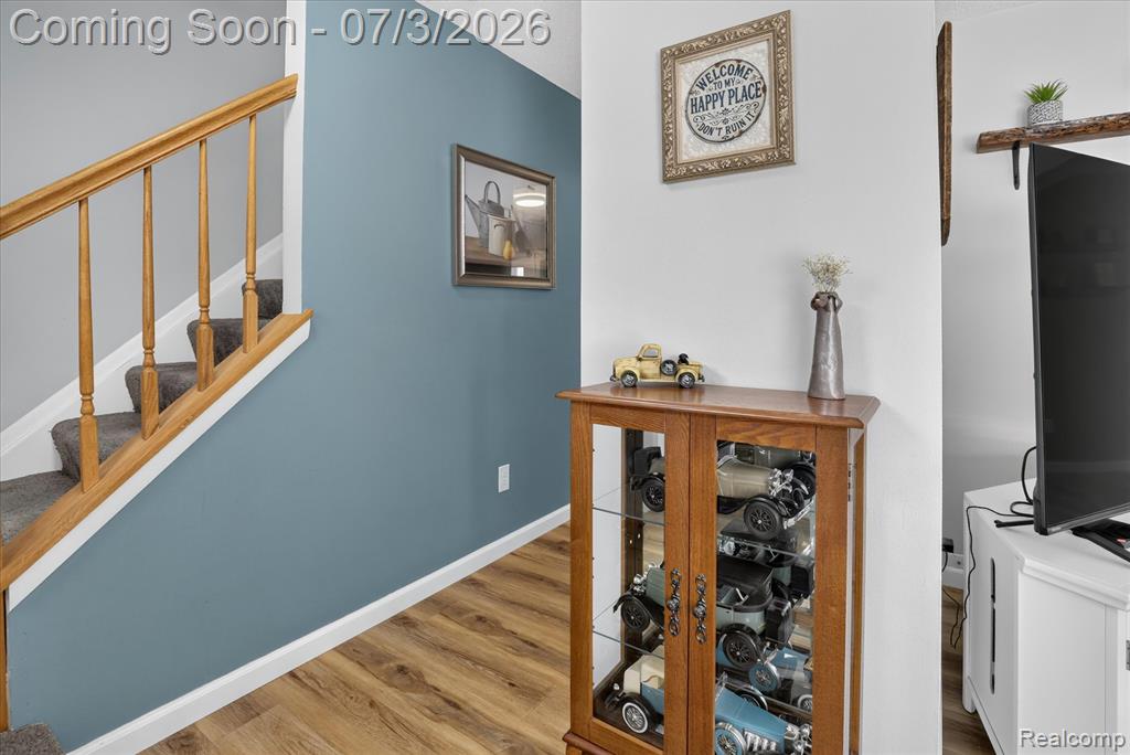 13274 Lake Point Boulevard, Belleville, MI 48111 — Photo 12
