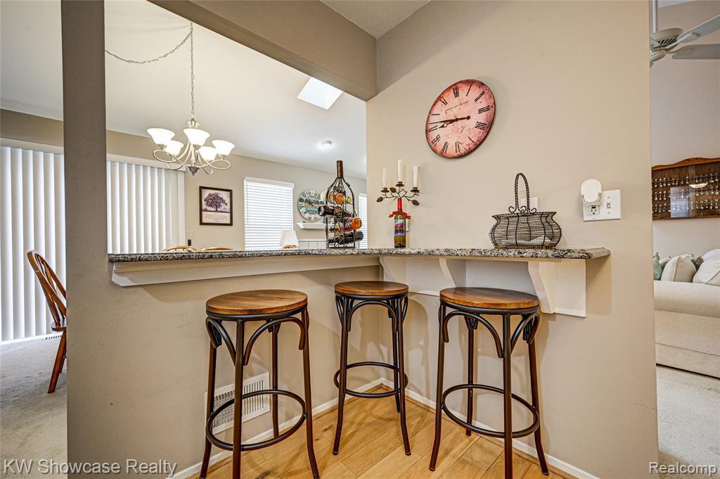 458 N Oak Drive, Commerce Twp, MI 48390 — Photo 21
