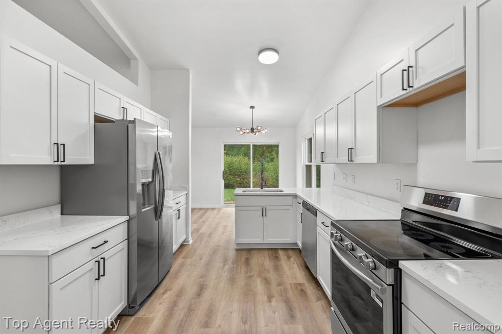 42773 Maude Court, Van Buren, MI 48111 — Photo 6
