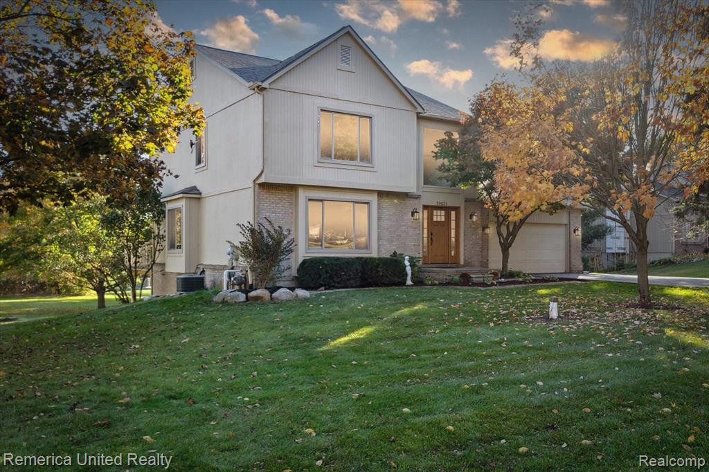 59031 MONTEGO Drive, New Hudson, MI 48165 — Photo 2