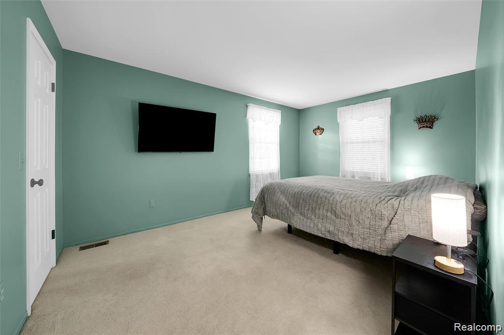 44167 Providence Drive, 326, Clinton Twp, MI 48038 — Photo 12