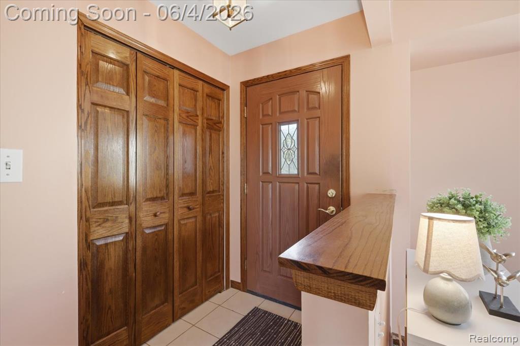 725 Deerpath Court, Ortonville, MI 48462 — Photo 27