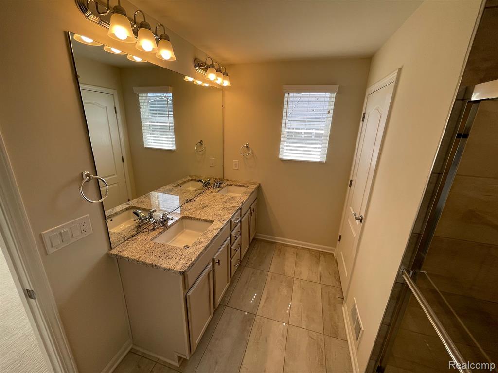 43545 PROSPECT, Novi, MI — Photo 17