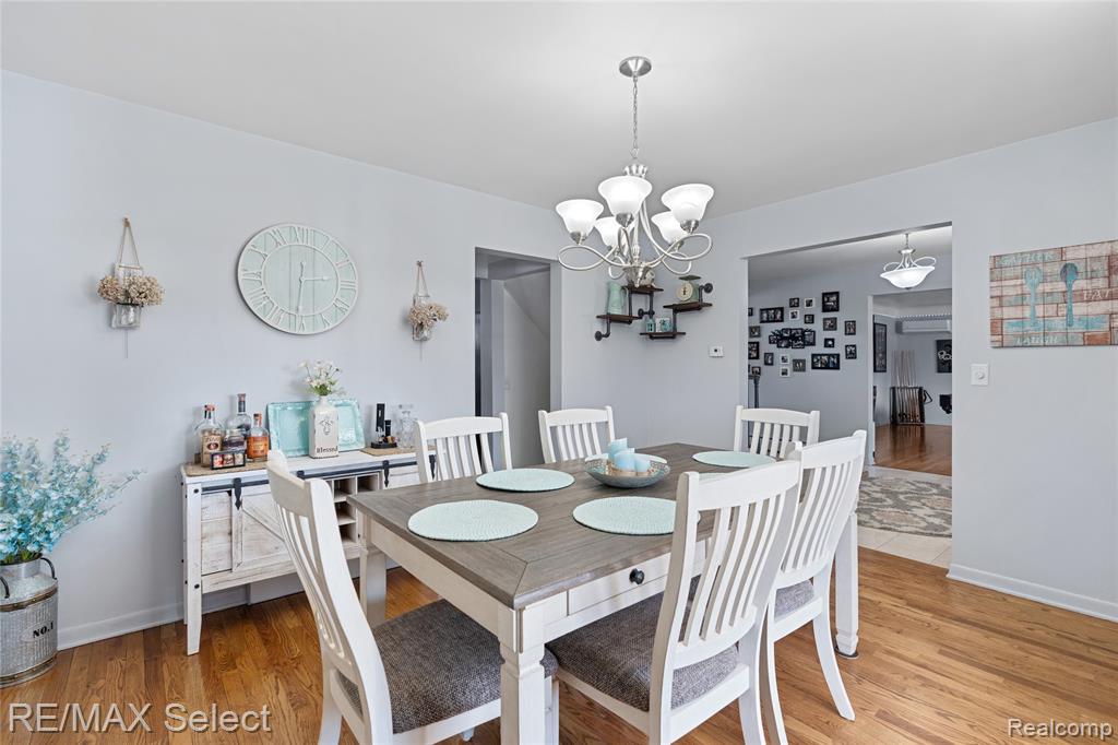 5401 S Sycamore Drive, Burton, MI 48509 — Photo 23