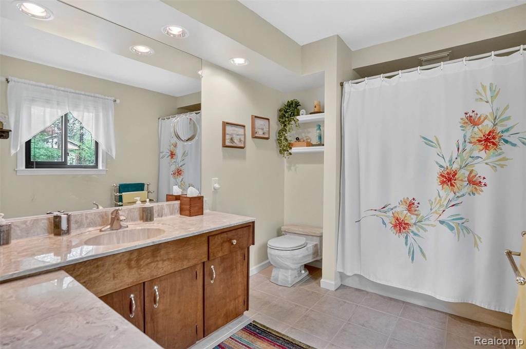 10467 McGregor Road, Pinckney, MI 48169 — Photo 30